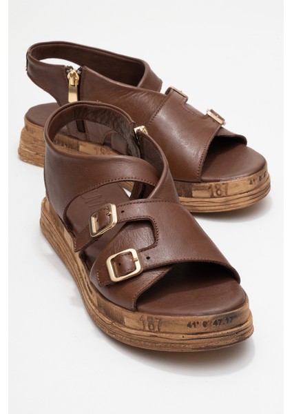 Levıne Kahverengi Hakiki Deri Tokalı Yandan Fermuarlı Kadın Sandalet