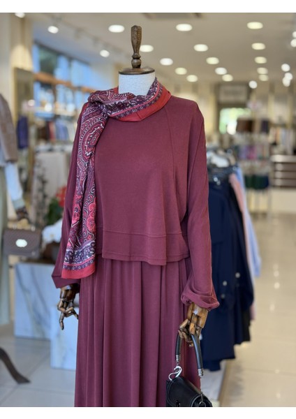 Önü Dikiş Detaylı Bordo Etekli Takım 14343 fiyatları