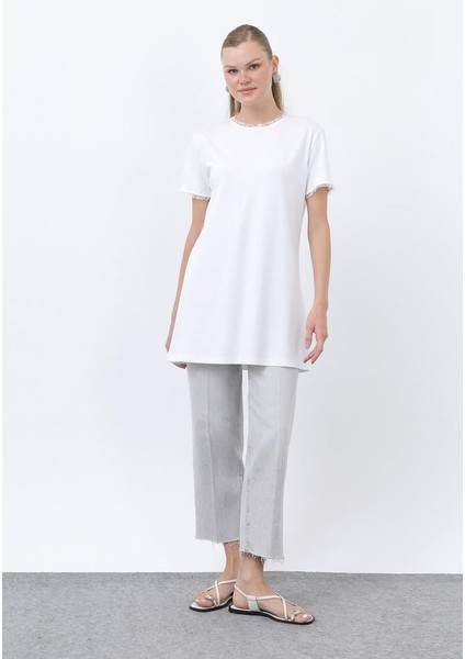 Minimalist Ribana Detaylı Basic T-Shirt Ekru