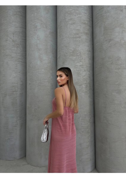 Piliseli Uzun Elbise indirimleri