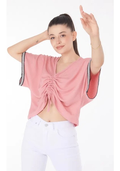 V Yaka Büzgülü Detaylı Bluz