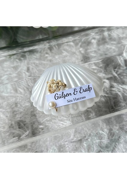 Istiridye Kutuda Mum Hediyelik – Kişiye Özel Etiketli, Inci & Deniz Yıldızı Süslemeli (10 Adet) fiyatları