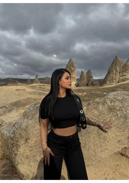 Bol Paça Pantolonlu Alt Üst Takım fiyatları