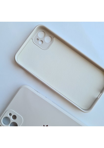 iPhone 11 Uyumlu Köseli Kalıp 12 Görünümlü Lansman Içi Süet Silikon Kılıf fiyatları