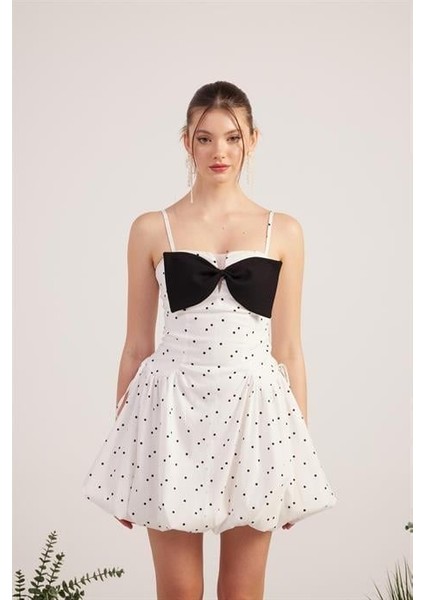 Erica Elbise Beyaz fırsatları