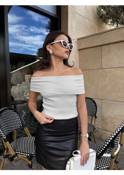 Madonna Yaka Sıfır Kol Bluz Gri fırsatları