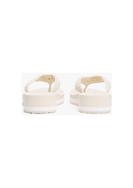 Kadın Bej Parmak Arası Terlik fırsatları