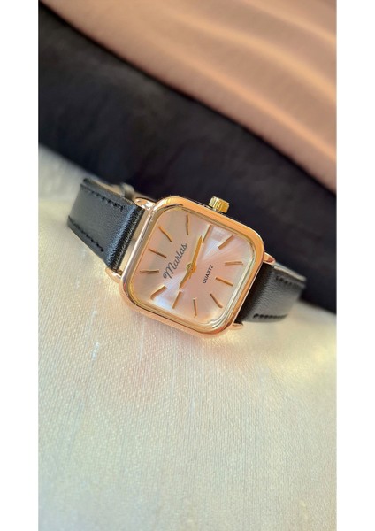 Retro Kadın Kol Saati, Vintage Tasarım, Minimal Tasarım Gold Rengi Siyah Kayış