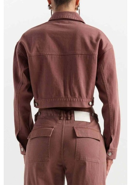 Crop It Like It’s Hot: Şık ve Rahat Kısa Süet Denim Ceket - Yıl Boyu Kullanım Için modelleri