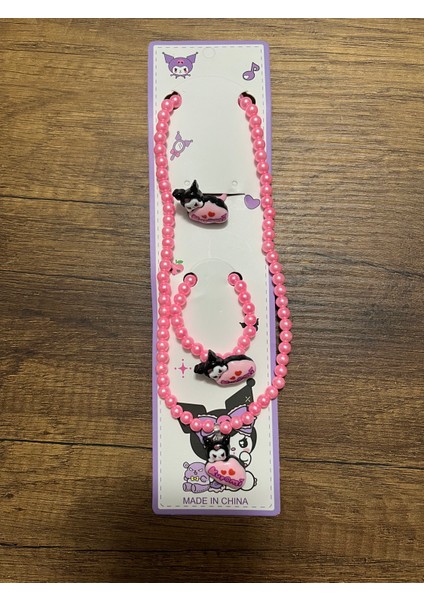Kız Çocuk Sanrio Kuromi Kolye Bileklik Yüzük Seti fiyatları