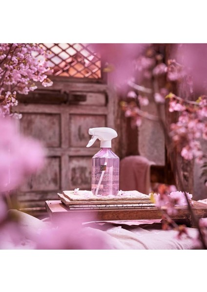 The Ritual Of Sakura Oda Spreyi 500 Ml, Kiraz Çiçeği ve Pirinç Sütü ile Canlandırıcı Koku fiyatları