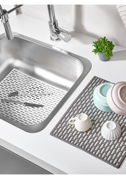 Dikdörtgen Silikon Ayarlanabilir Kaydırmaz Lavabo Üst ve Iç Matı 33X28 Antrasit Renk 1 Adet M-115 modelleri