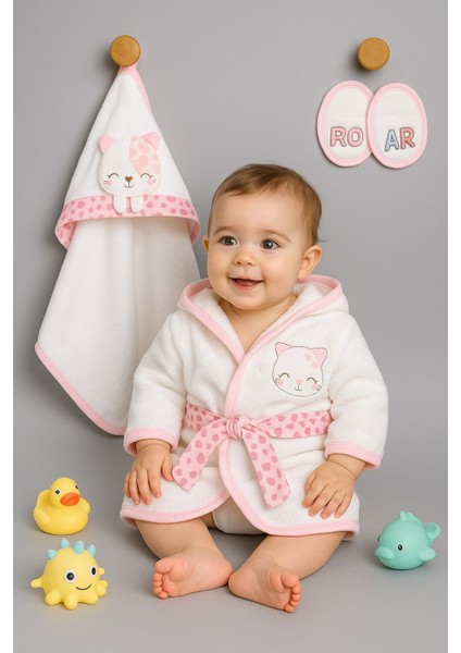 4 Parça Pamuklu Sevimli Karakter Nakışlı Bebek Bornoz Seti 0-2 Yaş