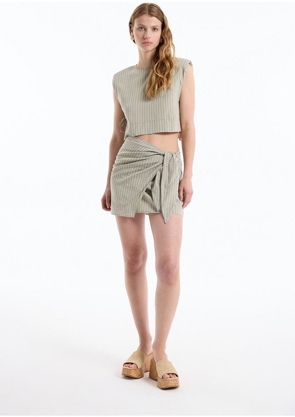 Volan Bağlamalı Çizgili Mini Etek Haki