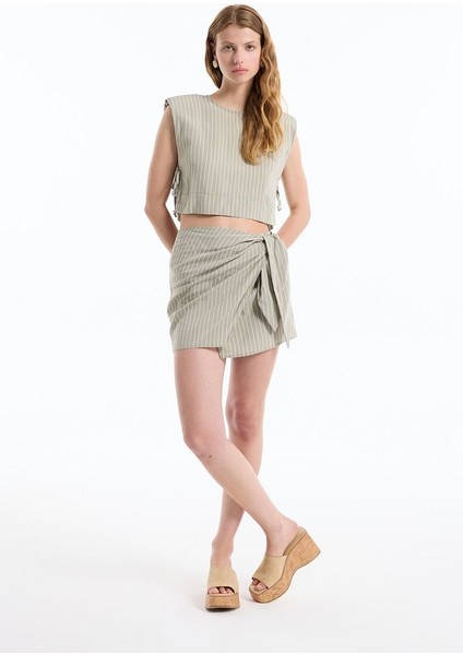 Volan Bağlamalı Çizgili Mini Etek Haki fırsatları
