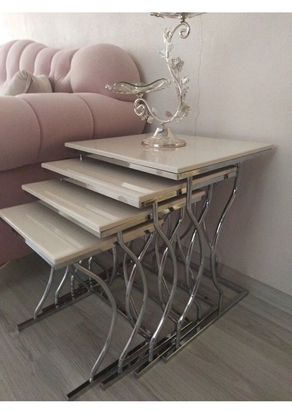 Arden Elite 4'lü Kare Zigon Sehpa Seti – Gümüş (Krom) Ayak, Krem Mdf