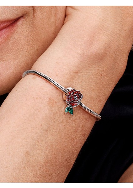 Pandora Kırmızı Açan Işıltılı Gül Charm 925 Ayar Gümüş fiyatları