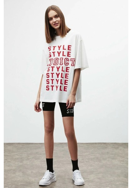 Büyük Beden Addıct Style Baskılı Beyaz Oversize T-Shirt modelleri