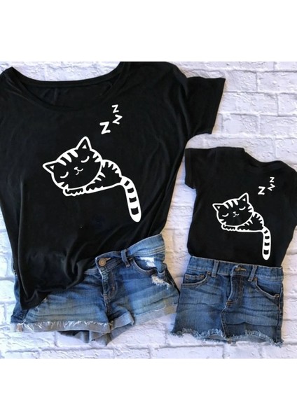 Anne Kız Çocuk Uyuyan Kedi Baskılı Bisiklet Yaka Pamuk T-Shirt(Kombin Yapmak Için 2 Adet Alınız) fiyatları