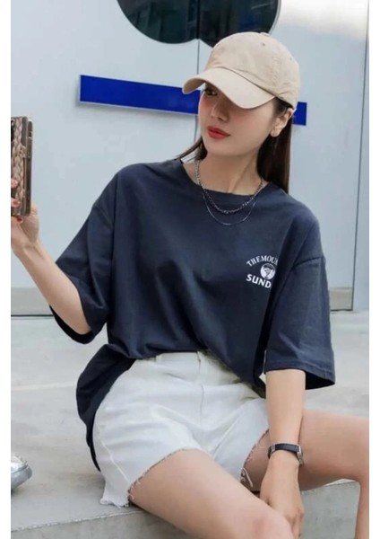 Büyük Beden Unisex Lacivert Mountain Sunday Baskılı Bisiklet Yaka Oversize T-Shirt fırsatları