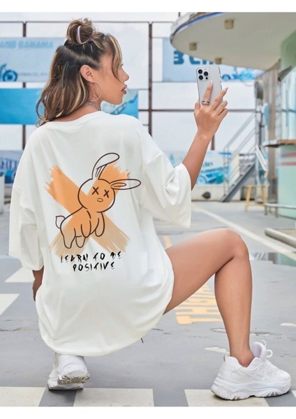 Pozitif Tavşan Baskılı Oversize Pamuklu Unisex T-Shirt