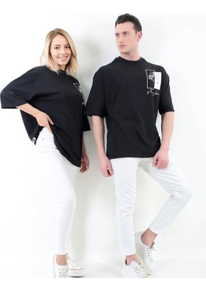 Imza ve Çiçek Baskılı Oversize Pamuklu Unisex T-Shirt indirimleri