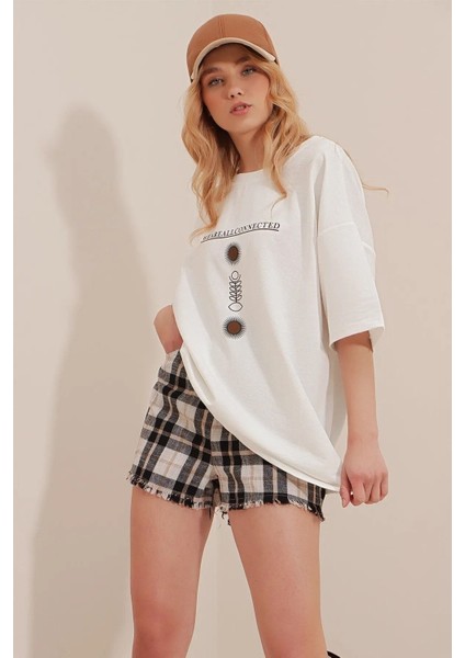 Büyük Beden Kadın Nature & Nurture Baskılı Oversize Pamuklu T-Shirt modelleri