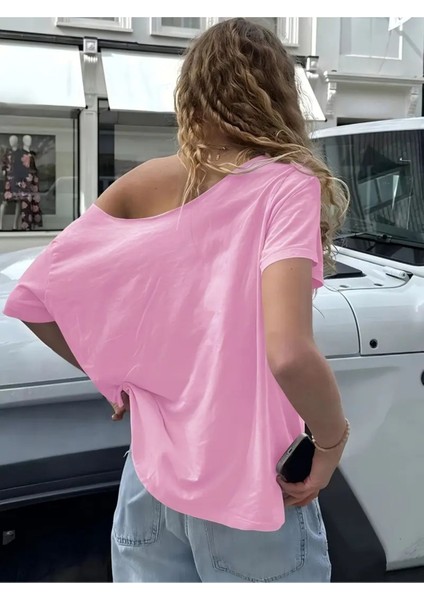 Kadın Düşük Omuz Kayık Yaka 68 Baskılı T-Shirt modelleri