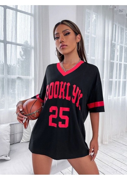 V Yaka Brooklyn 25 Baskılı Oversize T-Shirt fırsatları