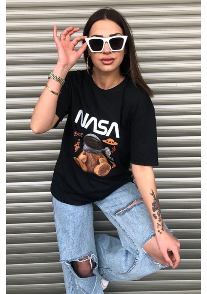 Oversize Nasa Ayıcık Baskılı Unisex Siyah T-Shirt modelleri