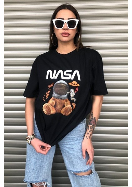 Oversize Nasa Ayıcık Baskılı Unisex Siyah T-Shirt indirimleri