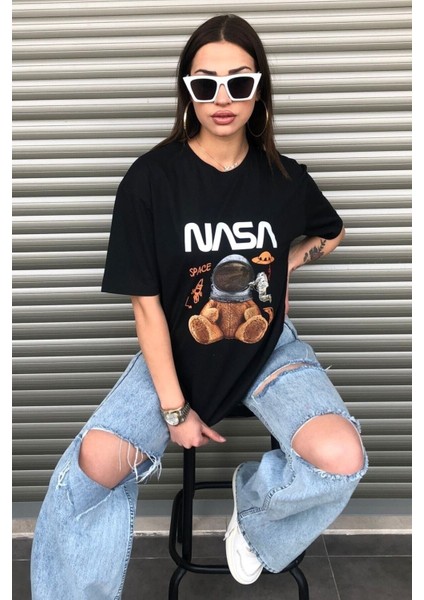 Oversize Nasa Ayıcık Baskılı Unisex Siyah T-Shirt