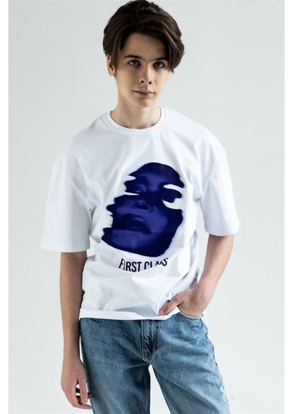 Beyaz First Class Baskılı Pamuk Oversize Bisiklet Yaka T-Shirt fırsatları