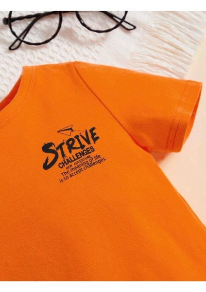 Strive Challenges Ön ve Arka Baskılı Oversize Çocuk T-Shirt modelleri