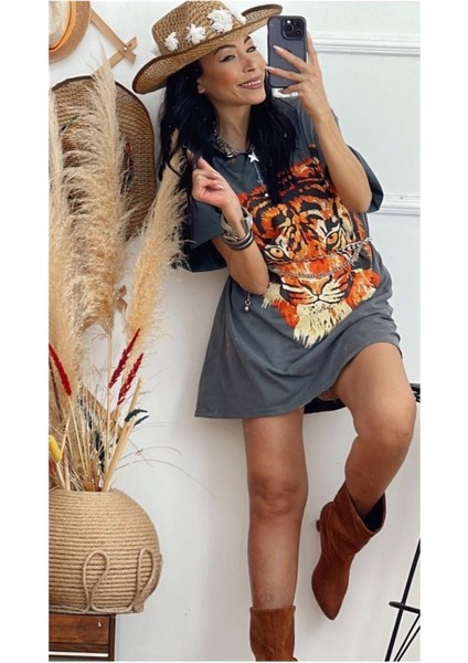 Uzun Kaplan Desenli Oversize Bisiklet Yaka T-Shirt Elbise modelleri