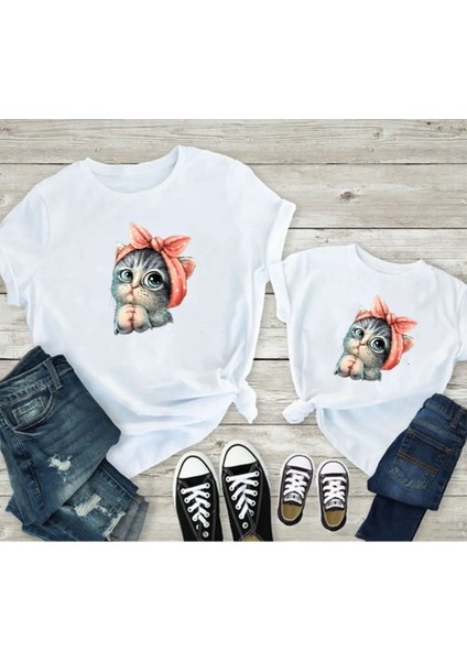 Beyaz Fiyonklu Sevimli Kedicik T-Shirt fiyatları