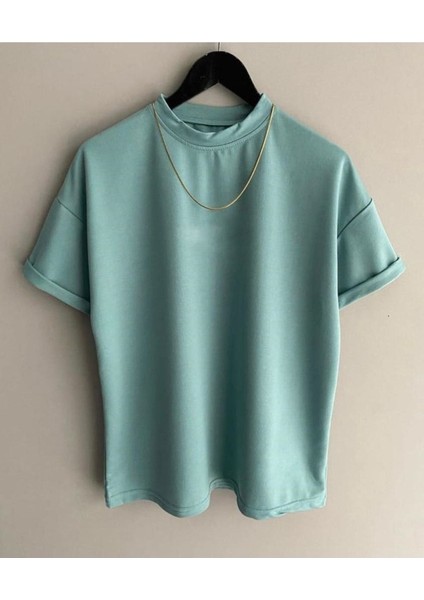 Unisex Oversize Basic T-Shirt