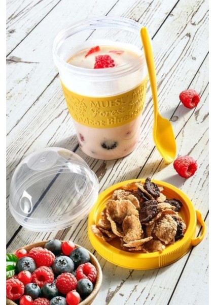 Kapaklı ve Kaşıklı 600 ml Meyveli Yoğurt ve Müsli Kabı, Sağlıklı Beslenme Için Ideal