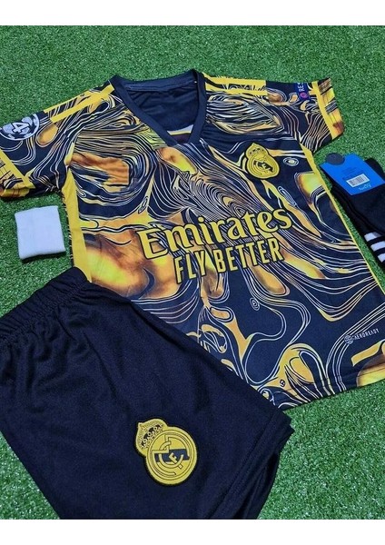 R.madridd 2024/25 Sezonu Cristiano Ronaldo Konsept Çocuk Forması 3'lü Set (Black-Yellow) fırsatları