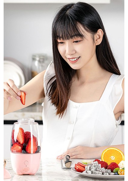 Pembe Şarjlı Taşınabilir Meyve Sıkacağı ve Blender Pratik ve Kolay Kullanım fiyatları