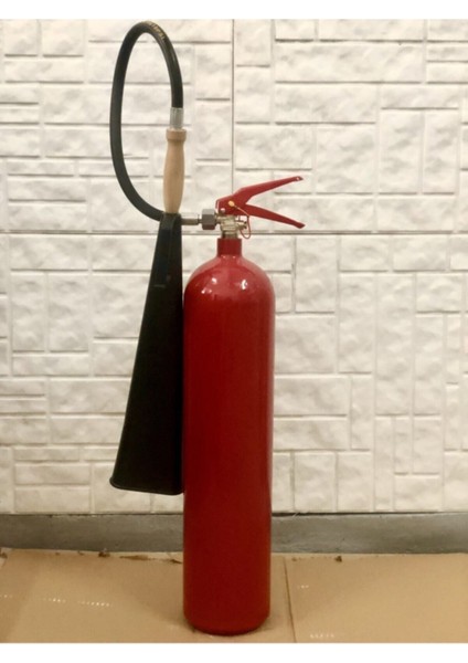 5 kg Co2 Gazlı Yangın Söndürme Cihazı 4 Yıl Garanti