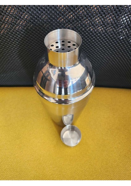 Paslanmaz Çelik 500 ml Shaker ile Sağlıklı ve Şık Antrenmanlar fiyatları