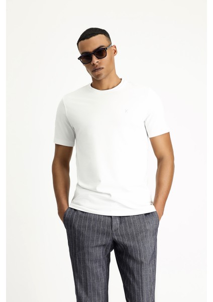 Bisiklet Yaka Slim Fit Dar Kesim Süprem Pamuklu Tişört