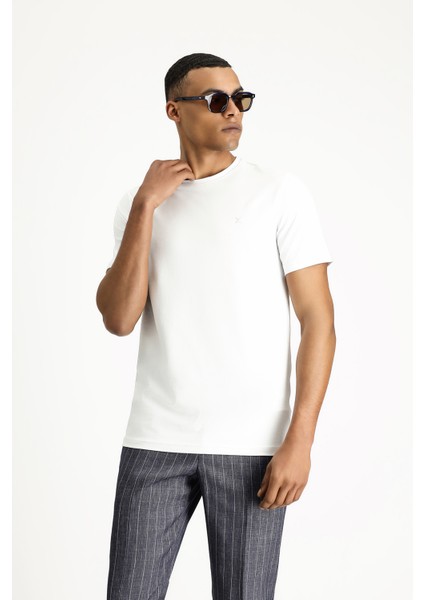 Bisiklet Yaka Slim Fit Dar Kesim Süprem Pamuklu Tişört fırsatları