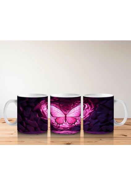 Mor Işıklarla Aydınlatılmış Kalpli Zeminde Kelebek - Baskılı Kahve Kupası indirimleri