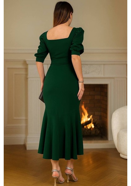 Kare Yaka Volanlı Midi Elbise fırsatları