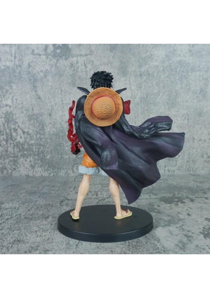 Denizcilik Hırsızlar Kralı El Kuklası Anime Model Süsler (Yurt Dışından) fiyatları