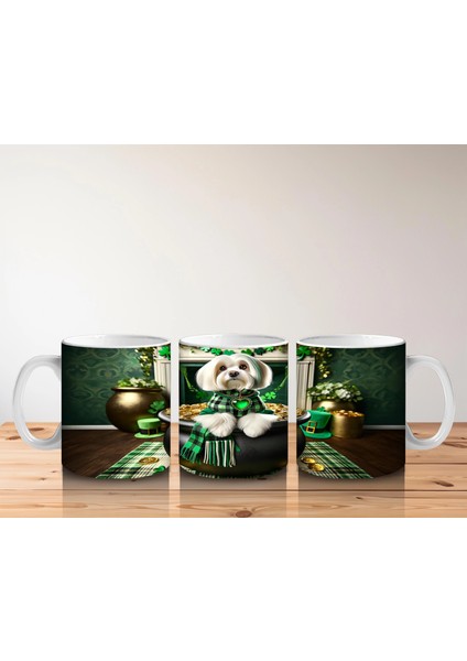 Yeşil Temalı Masada Oturan St. Patrick Bulldog – Baskılı Kahve Kupası indirimleri