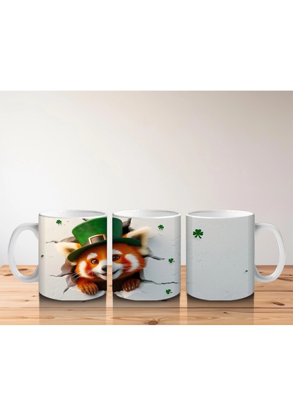 Yeşil Şapkalı Kırmızı Panda ve Yonca Yaprakları – Baskılı Kahve Kupası indirimleri