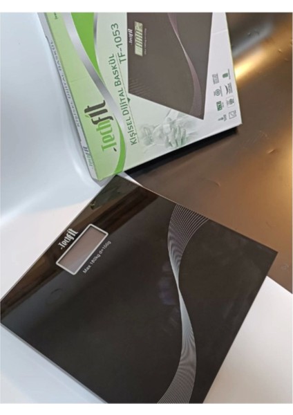 Şık Siyah Cam Dijital Banyo Baskülü, Hassas ve Kullanışlı Ölçüm Keyfi fırsatları